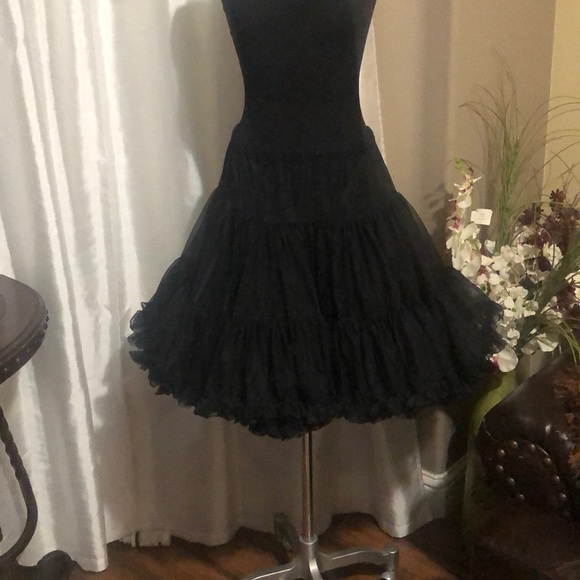 Partners Please Dresses & Skirts - Vintage Partners Please Skirt Sz Small